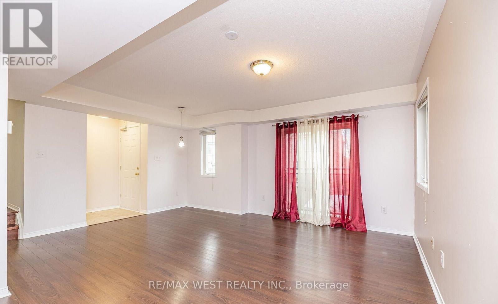 218 - 4975 Southampton Drive, Mississauga, Ontario L5M 8E1 - Photo 4 - W13518230