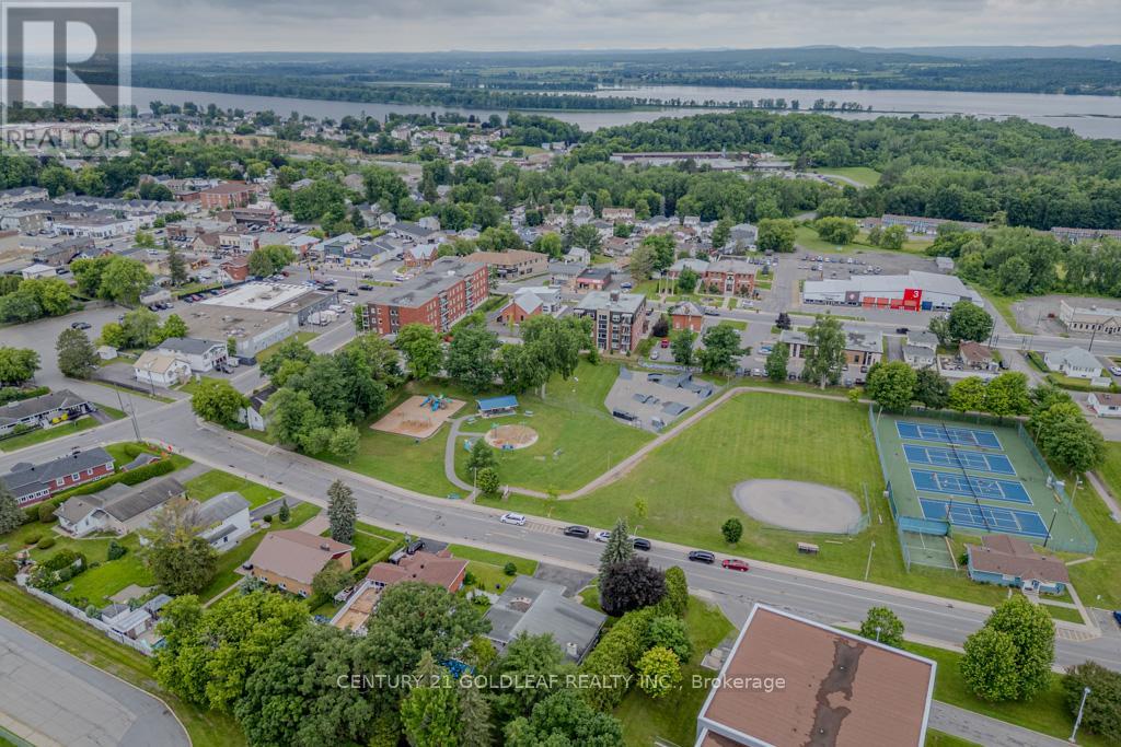 1549 Du Parc Avenue, Clarence-Rockland, Ontario  K4K 1C3 - Photo 46 - X13513310