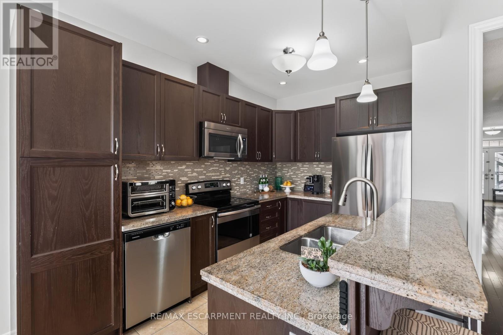 21 Summerberry Way, Hamilton, Ontario  L9B 0G2 - Photo 16 - X13520638