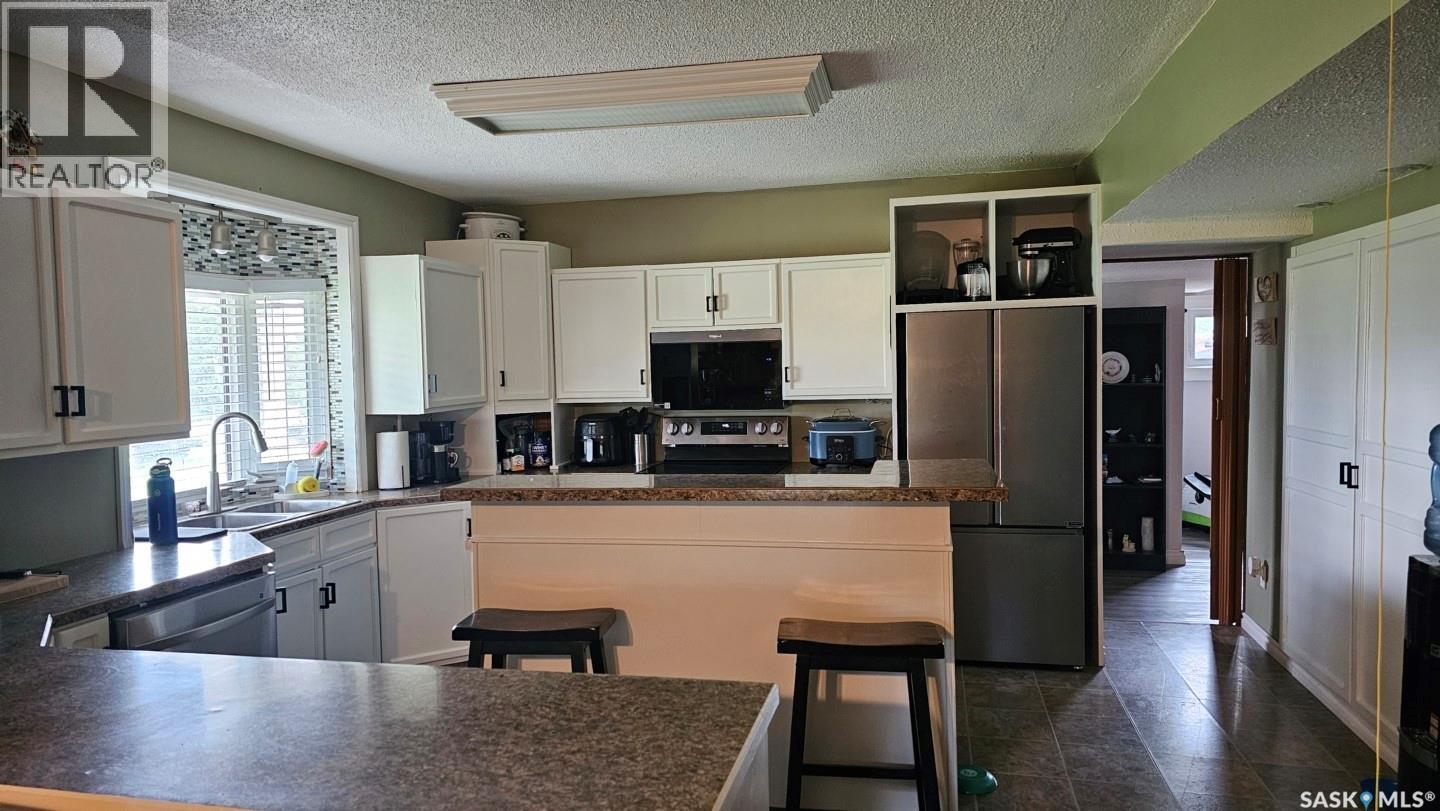208 Warwick Street, Neville, Saskatchewan  S0N 1T0 - Photo 10 - SK041437