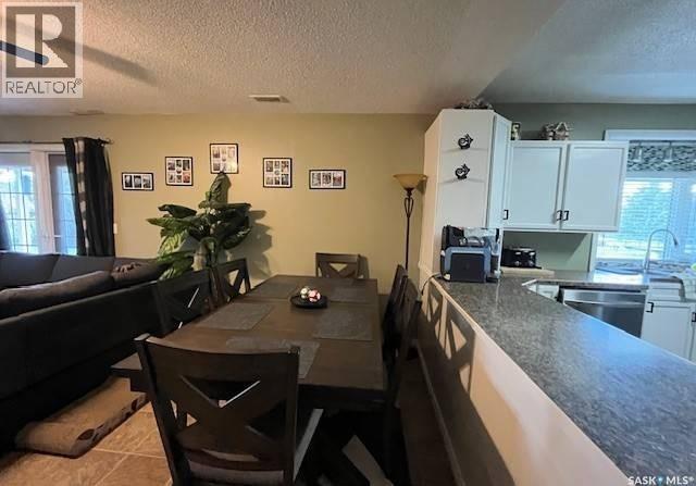 208 Warwick Street, Neville, Saskatchewan  S0N 1T0 - Photo 11 - SK041437
