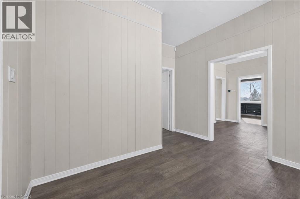 48 Carlisle Street, St. Catharines, Ontario  L2R 4H4 - Photo 8 - 40844683