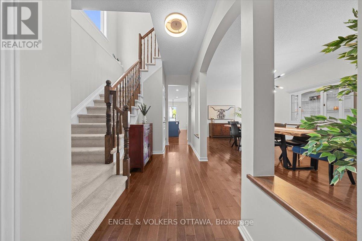 220 Harthill Way, Ottawa, Ontario  K2J 0P2 - Photo 6 - X13520904
