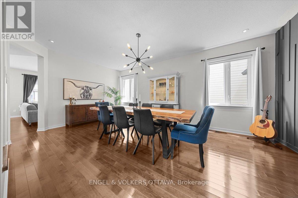220 Harthill Way, Ottawa, Ontario  K2J 0P2 - Photo 7 - X13520904