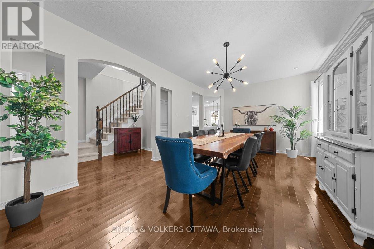 220 Harthill Way, Ottawa, Ontario  K2J 0P2 - Photo 9 - X13520904