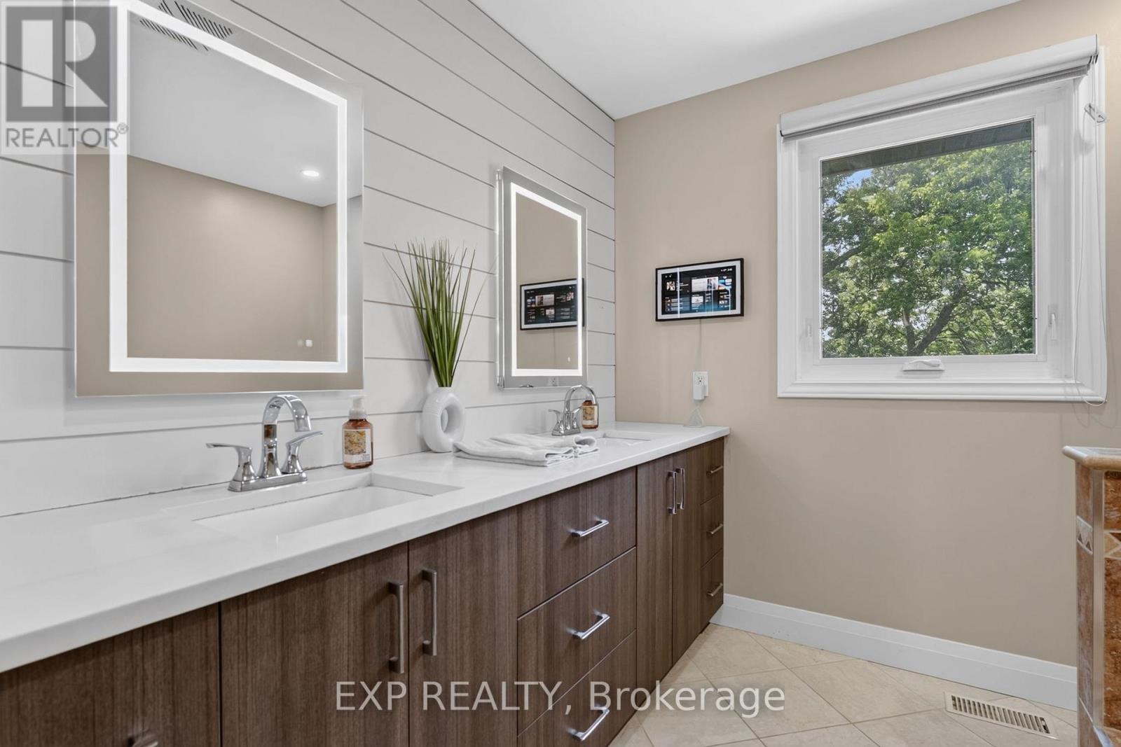 3474 Garrison Road, Fort Erie (Bertie Ridge), Ontario  L0S 1N0 - Photo 26 - X13520812