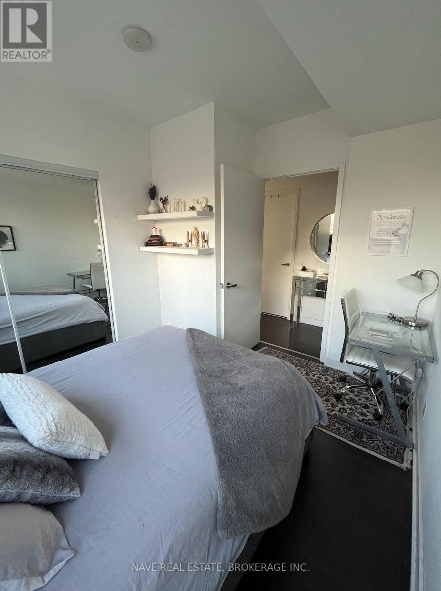 2505 - 15 Grenville Street, Toronto, Ontario  M4Y 0B9 - Photo 11 - C13520792