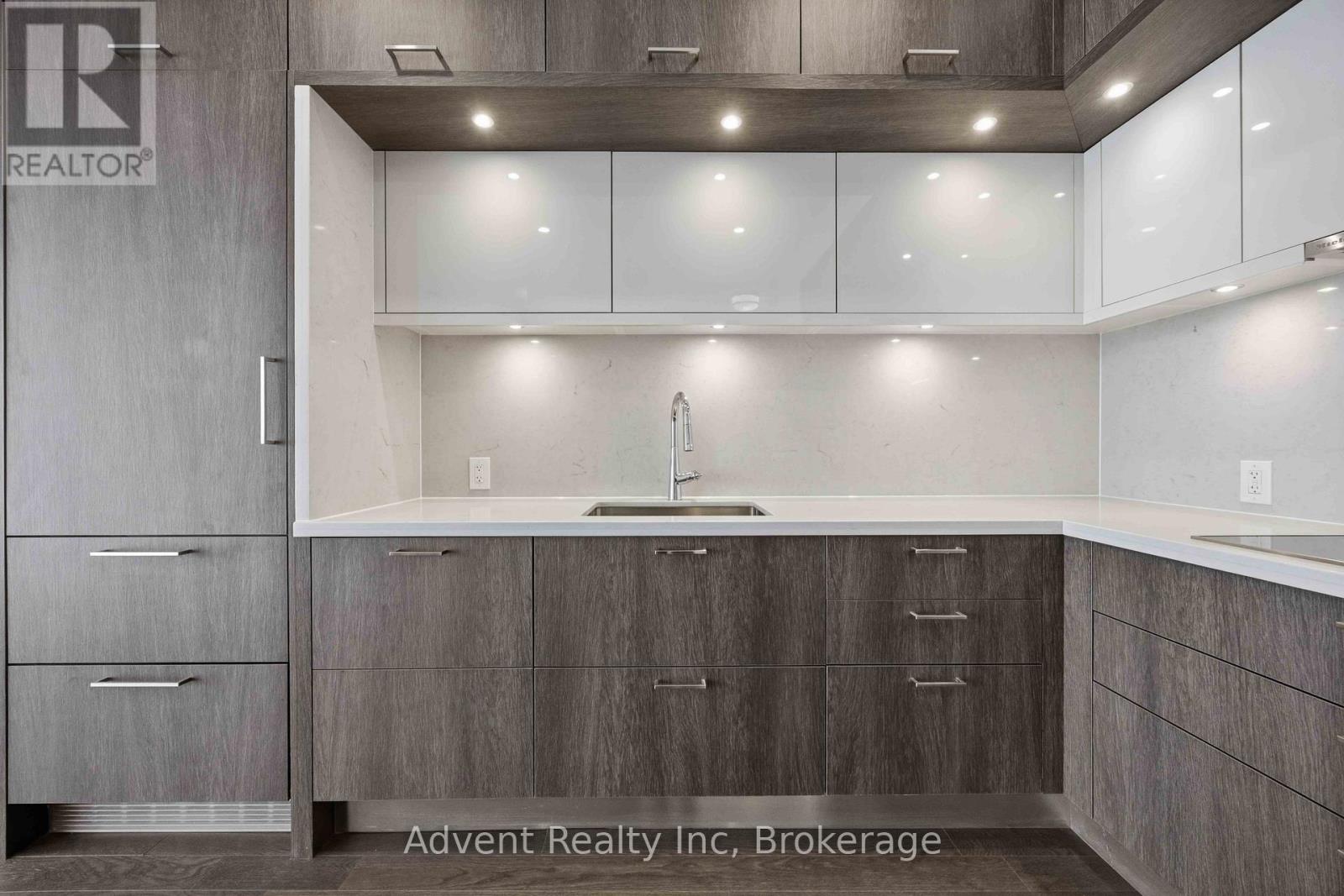 518 - 30 Inn On The Park Drive, Toronto, Ontario  M3C 0P7 - Photo 13 - C13520872
