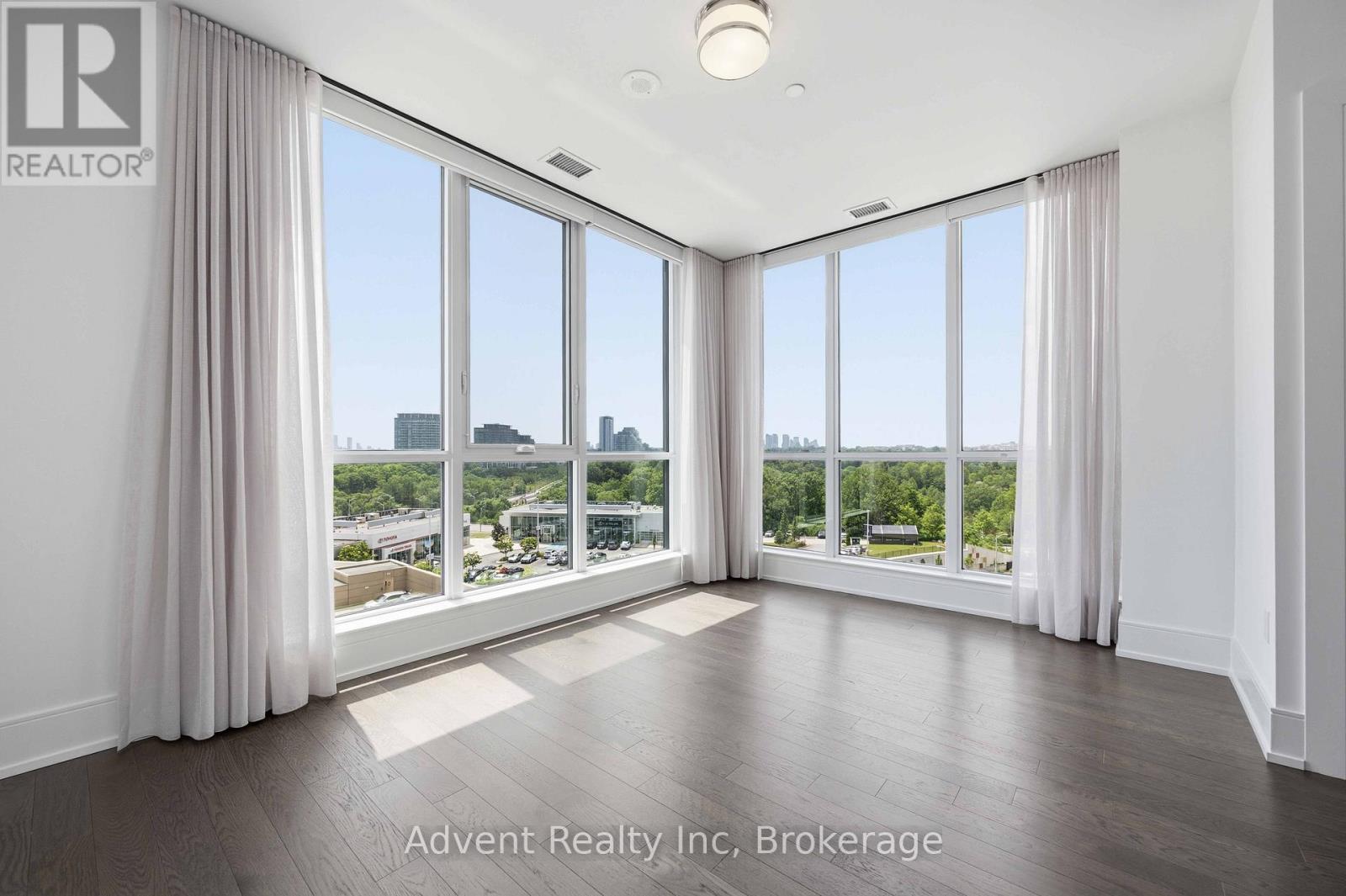 518 - 30 Inn On The Park Drive, Toronto, Ontario  M3C 0P7 - Photo 35 - C13520872