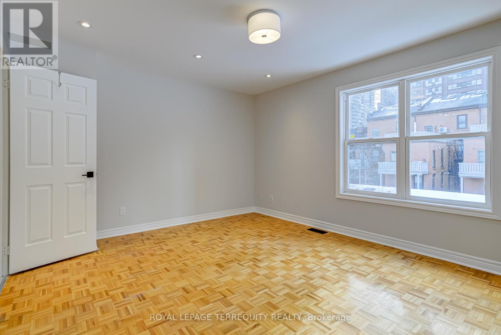 244 George Street, Toronto (Moss Park), Ontario  M5A 2N1 - Photo 16 - C13520876