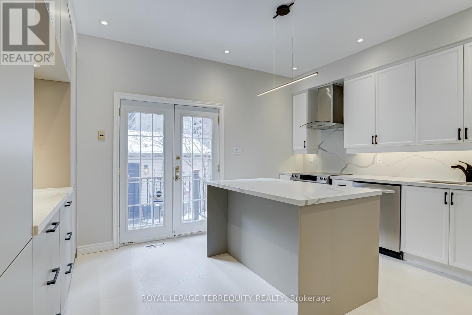 244 George Street, Toronto (Moss Park), Ontario  M5A 2N1 - Photo 6 - C13520876