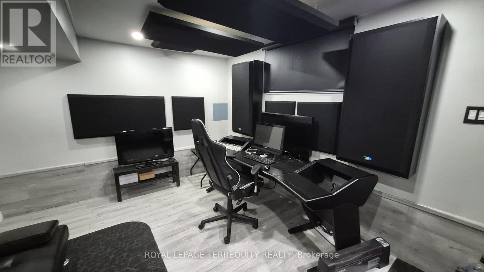 Lower - 293 Eglinton Avenue E, Toronto (Mount Pleasant East), Ontario  M4P 1L3 - Photo 5 - C13520894