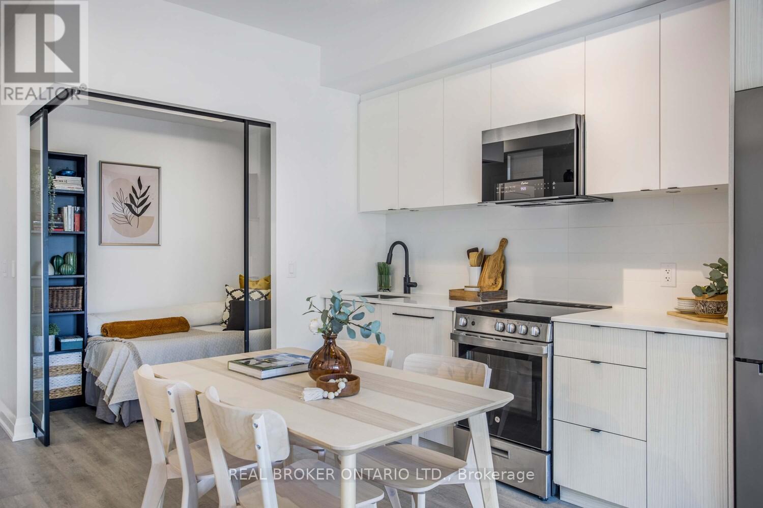 210 - 2369 Danforth Avenue, Toronto, Ontario  M4C 0B1 - Photo 14 - E13520816