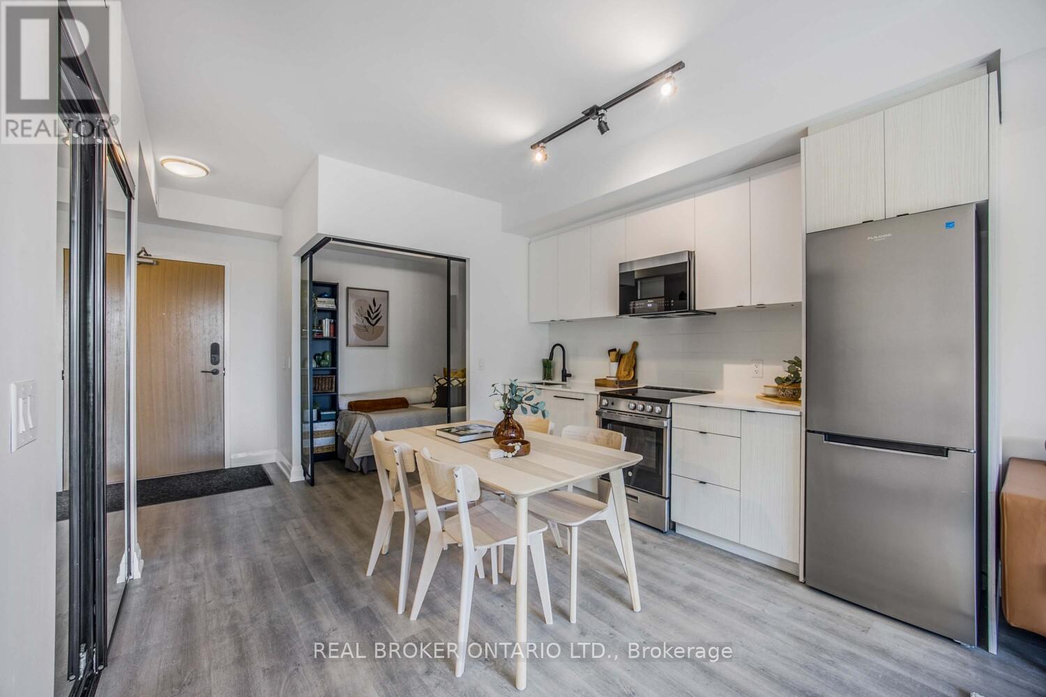 210 - 2369 Danforth Avenue, Toronto, Ontario  M4C 0B1 - Photo 15 - E13520816