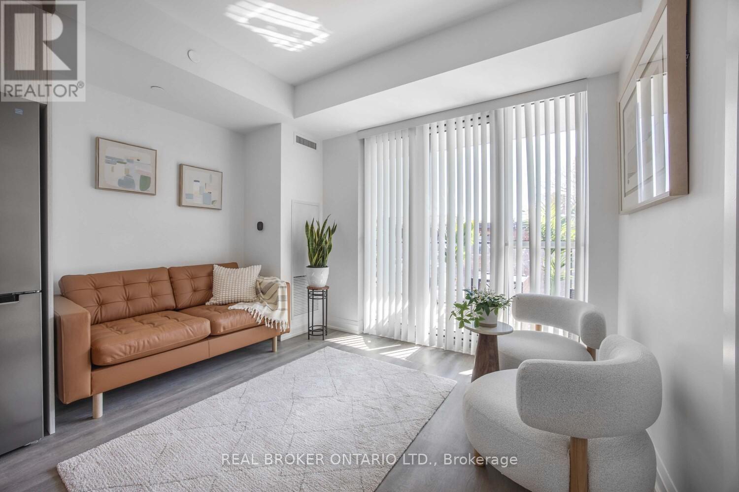 210 - 2369 Danforth Avenue, Toronto, Ontario  M4C 0B1 - Photo 7 - E13520816