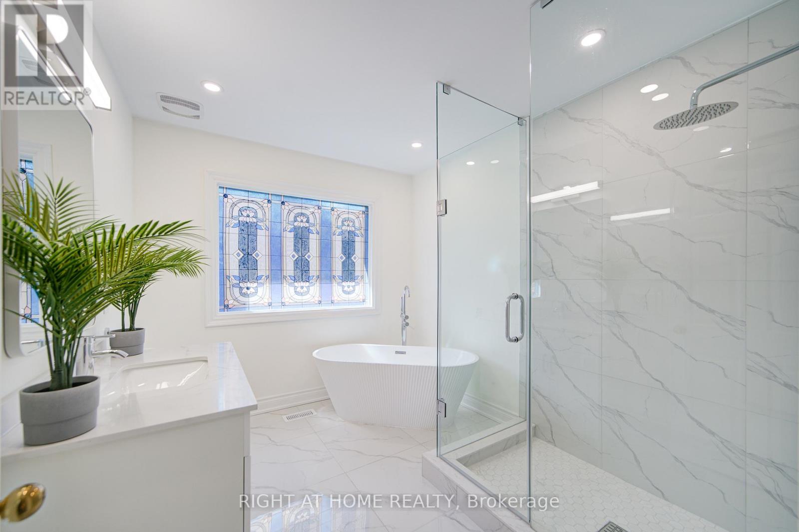 326 Jaybell Grove, Toronto, Ontario  M1C 2X5 - Photo 11 - E13520858
