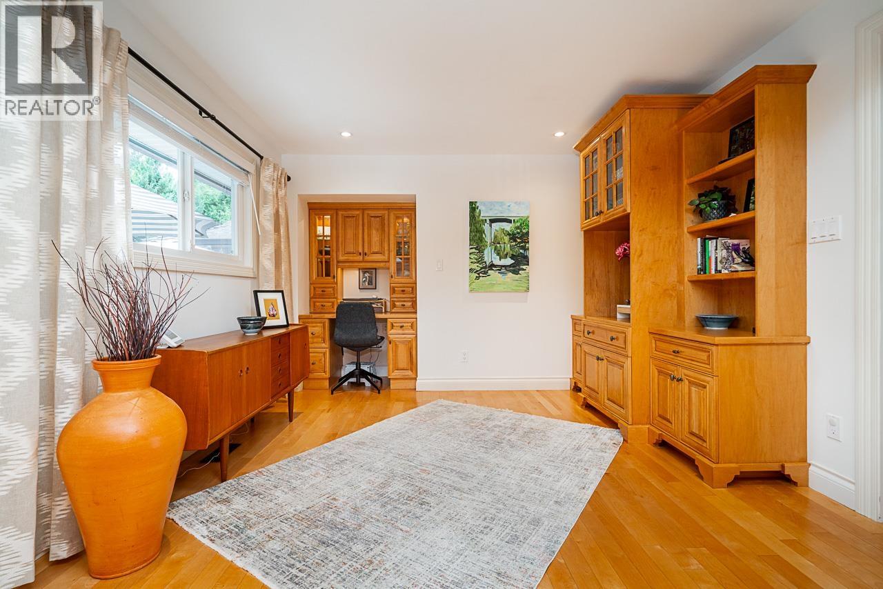 550 Yale Road, Port Moody, British Columbia V3H 3K3 - Photo 15 - R3142352