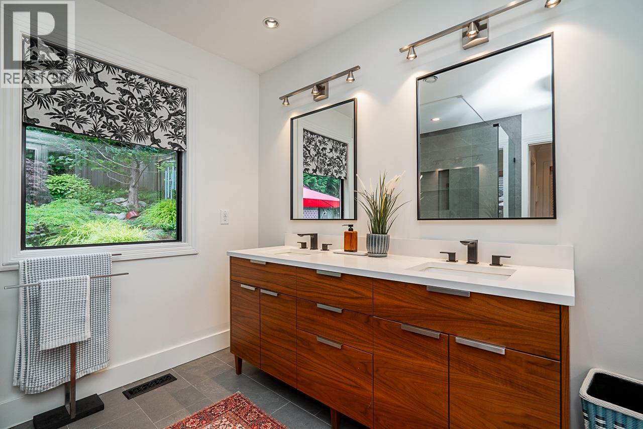 550 Yale Road, Port Moody, British Columbia V3H 3K3 - Photo 20 - R3142352