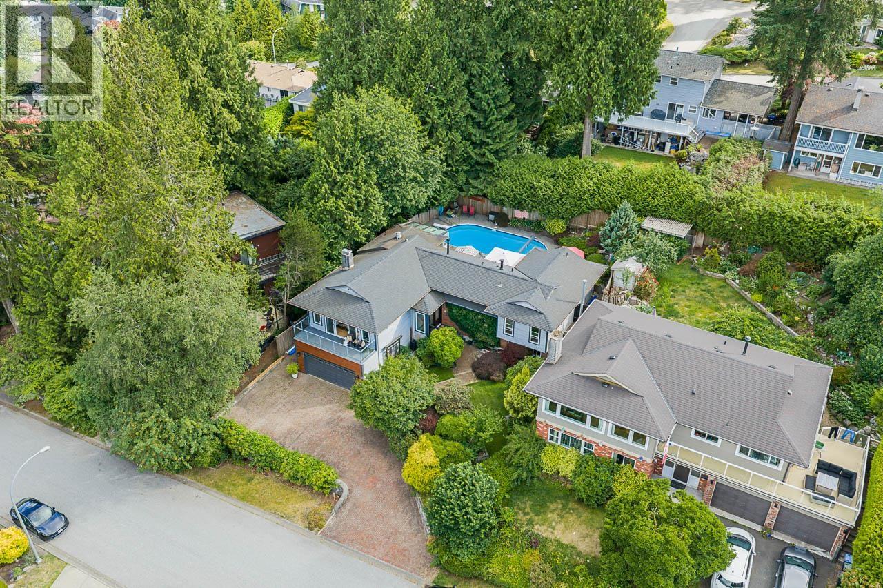 550 Yale Road, Port Moody, British Columbia V3H 3K3 - Photo 4 - R3142352