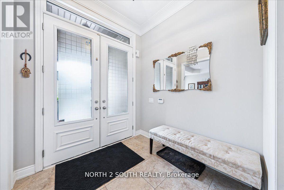 115 Arten Avenue, Richmond Hill, Ontario  L4C 9Y3 - Photo 6 - N13520886