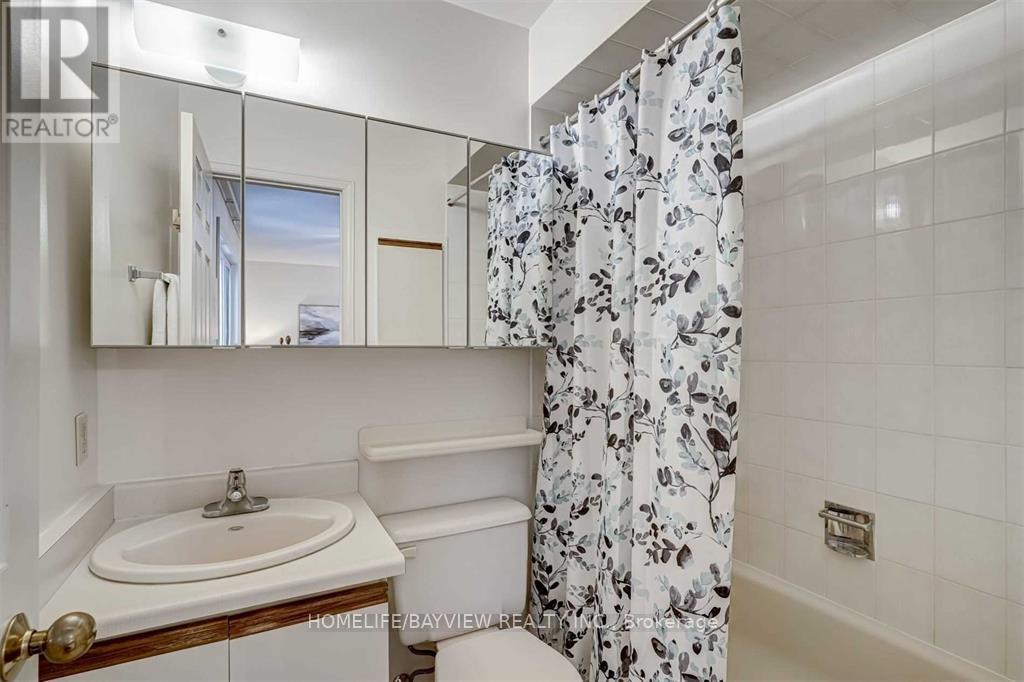 Main Unit - 128 Adam Place, Newmarket, Ontario  L3Y 8C4 - Photo 11 - N13520902