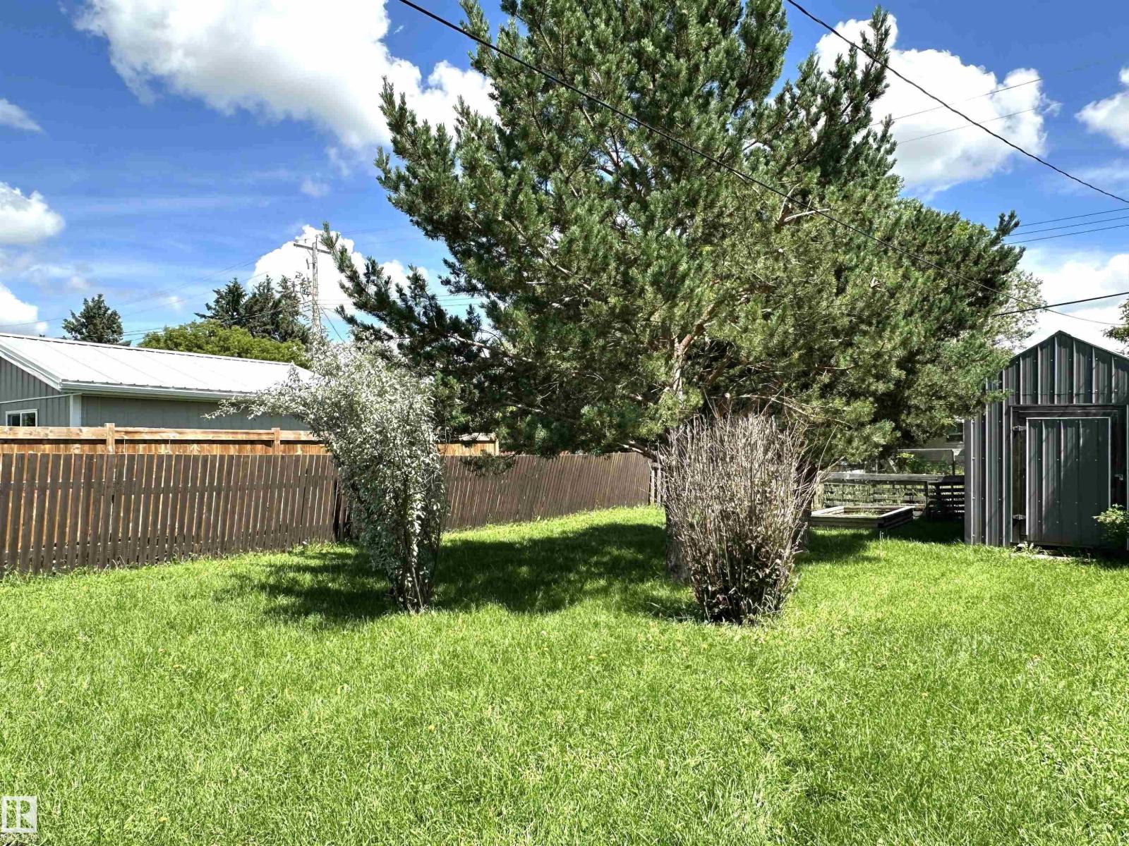 825 2 St, Thorhild, Alberta  T0A 3J0 - Photo 25 - E4497001