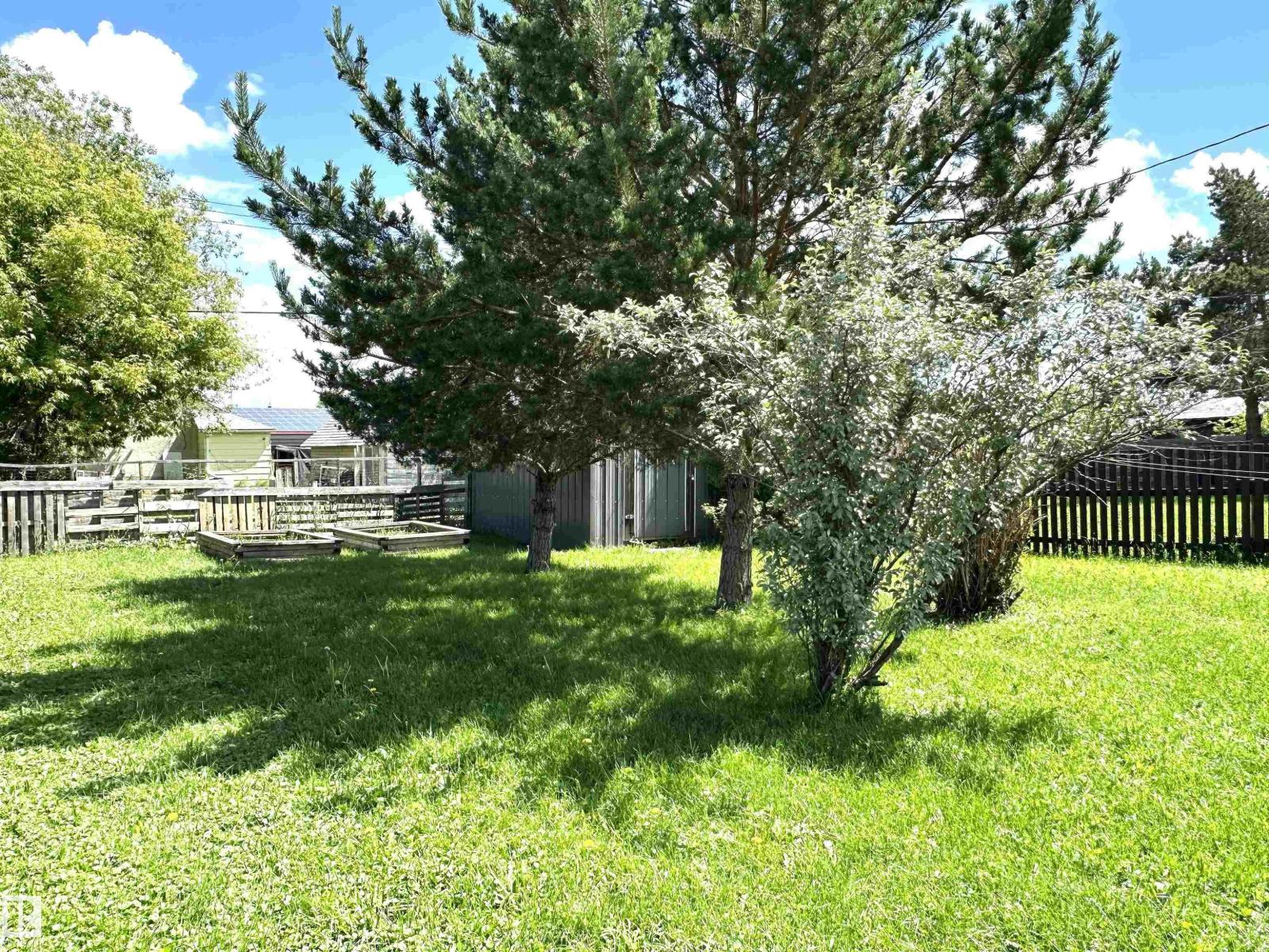 825 2 St, Thorhild, Alberta  T0A 3J0 - Photo 28 - E4497001