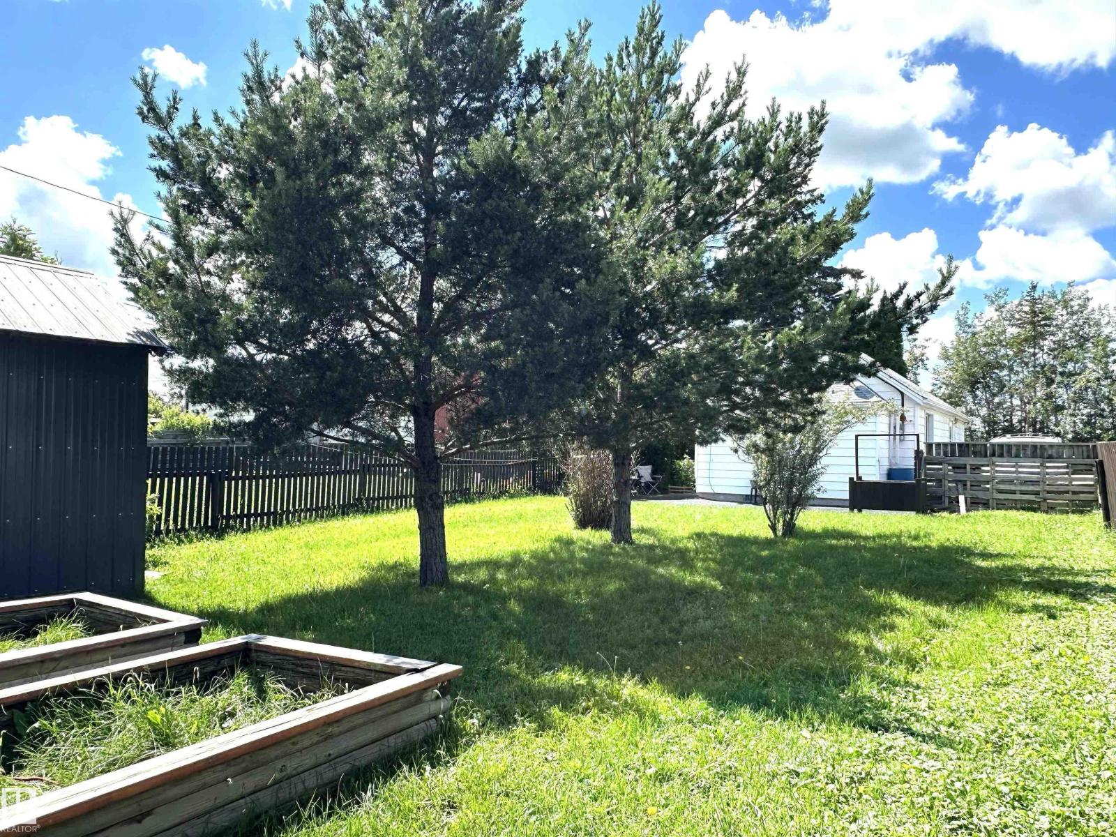 825 2 St, Thorhild, Alberta  T0A 3J0 - Photo 29 - E4497001