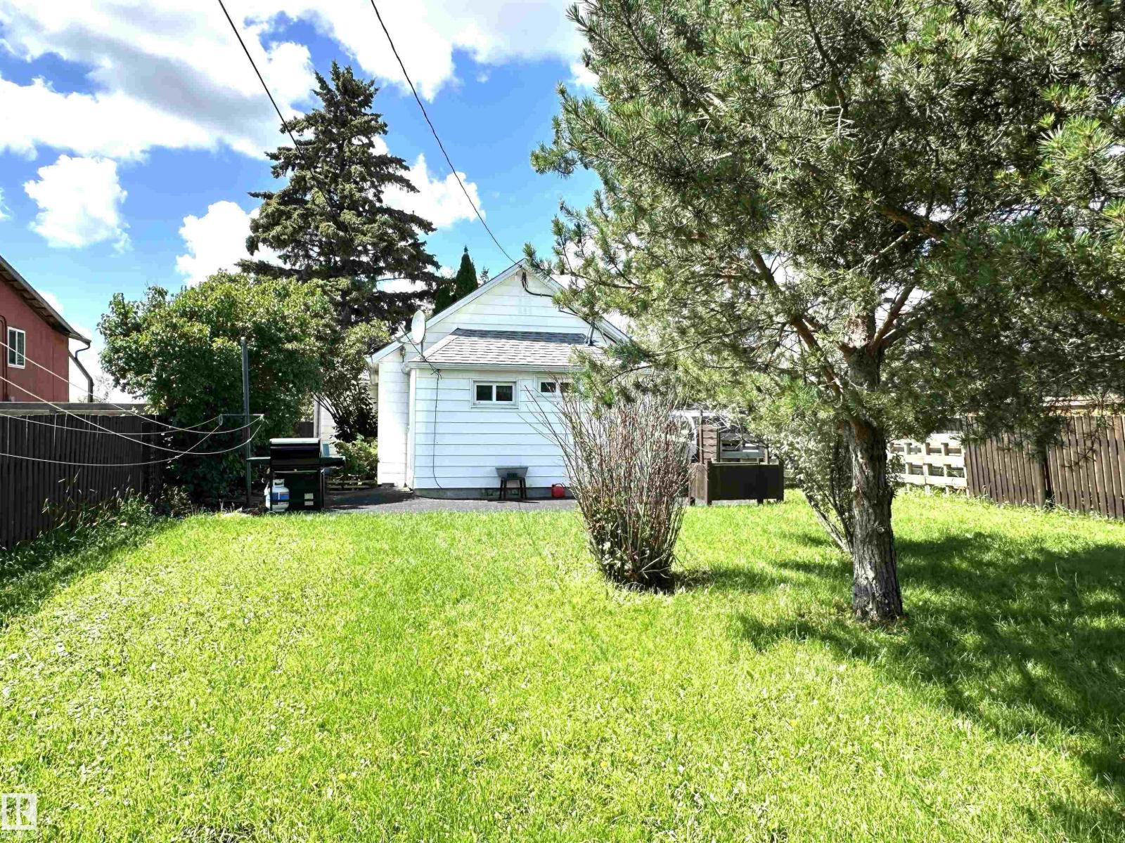 825 2 St, Thorhild, Alberta  T0A 3J0 - Photo 36 - E4497001