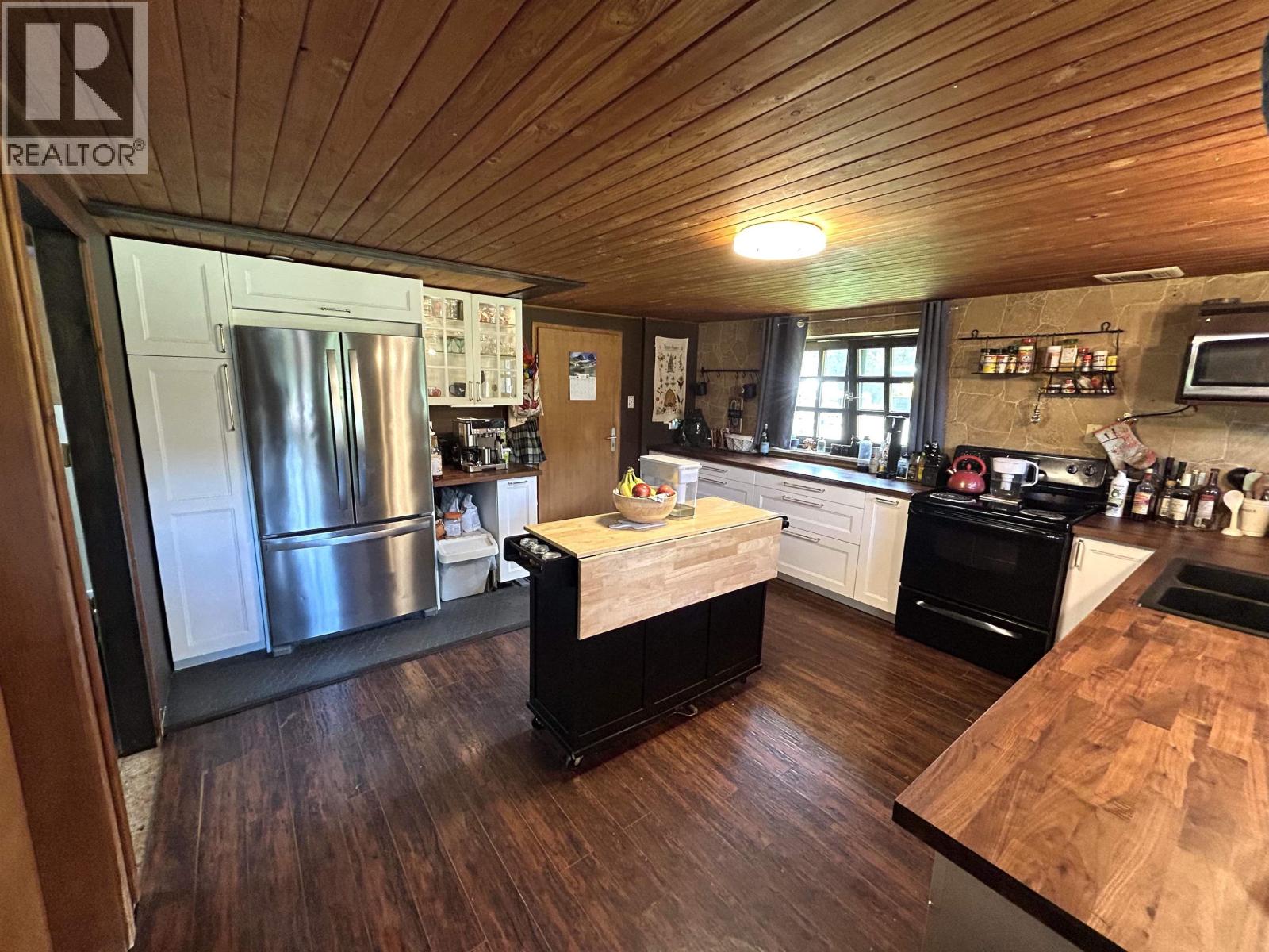 24080 Telachick Road, Prince George, British Columbia  V2N 6K5 - Photo 8 - R3142496