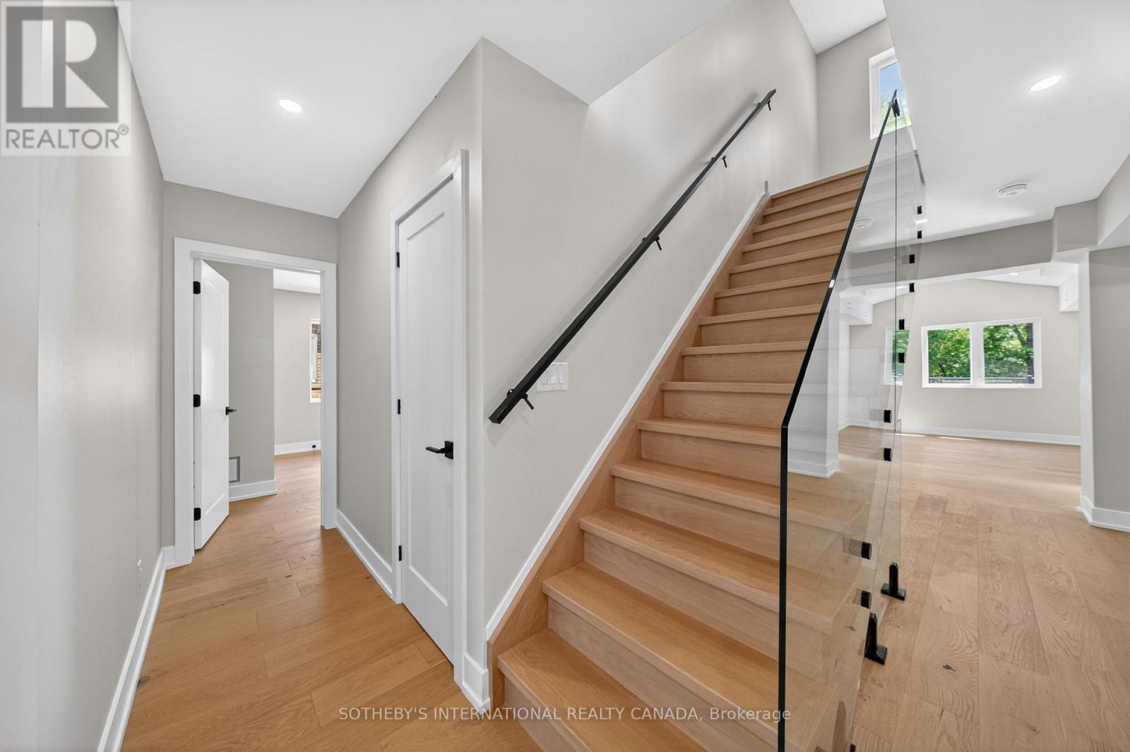 33 Miles Road, Toronto, Ontario  M8V 1V4 - Photo 24 - W13476898