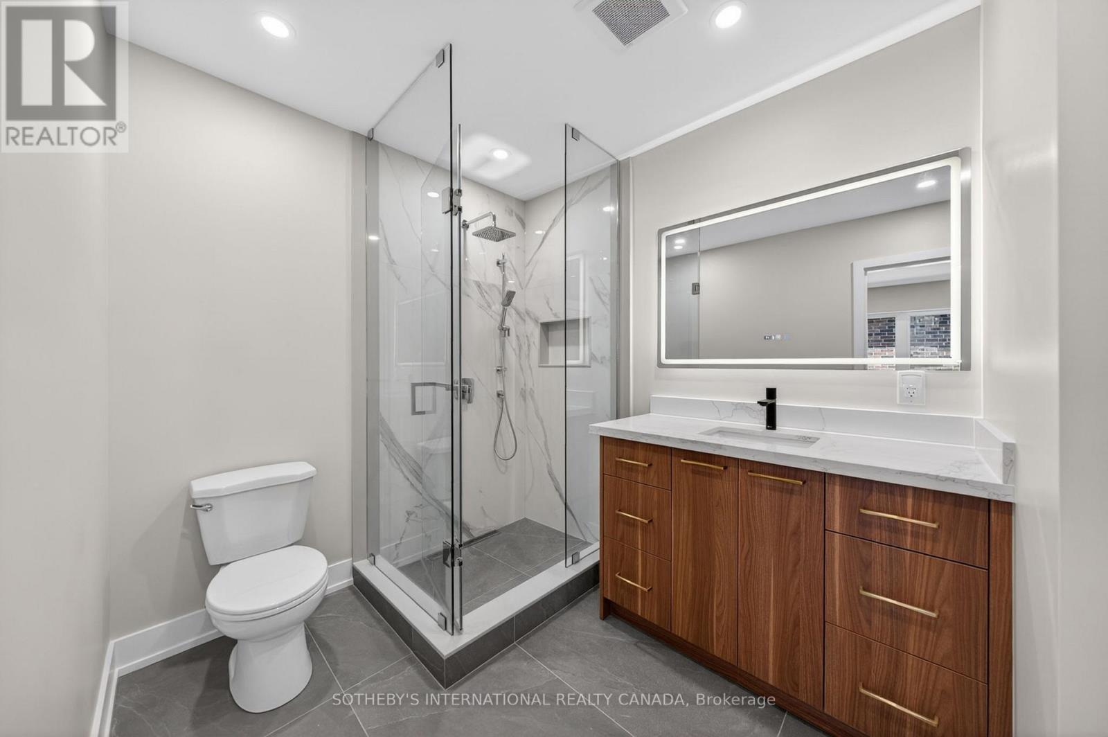 33 Miles Road, Toronto, Ontario  M8V 1V4 - Photo 23 - W13476898