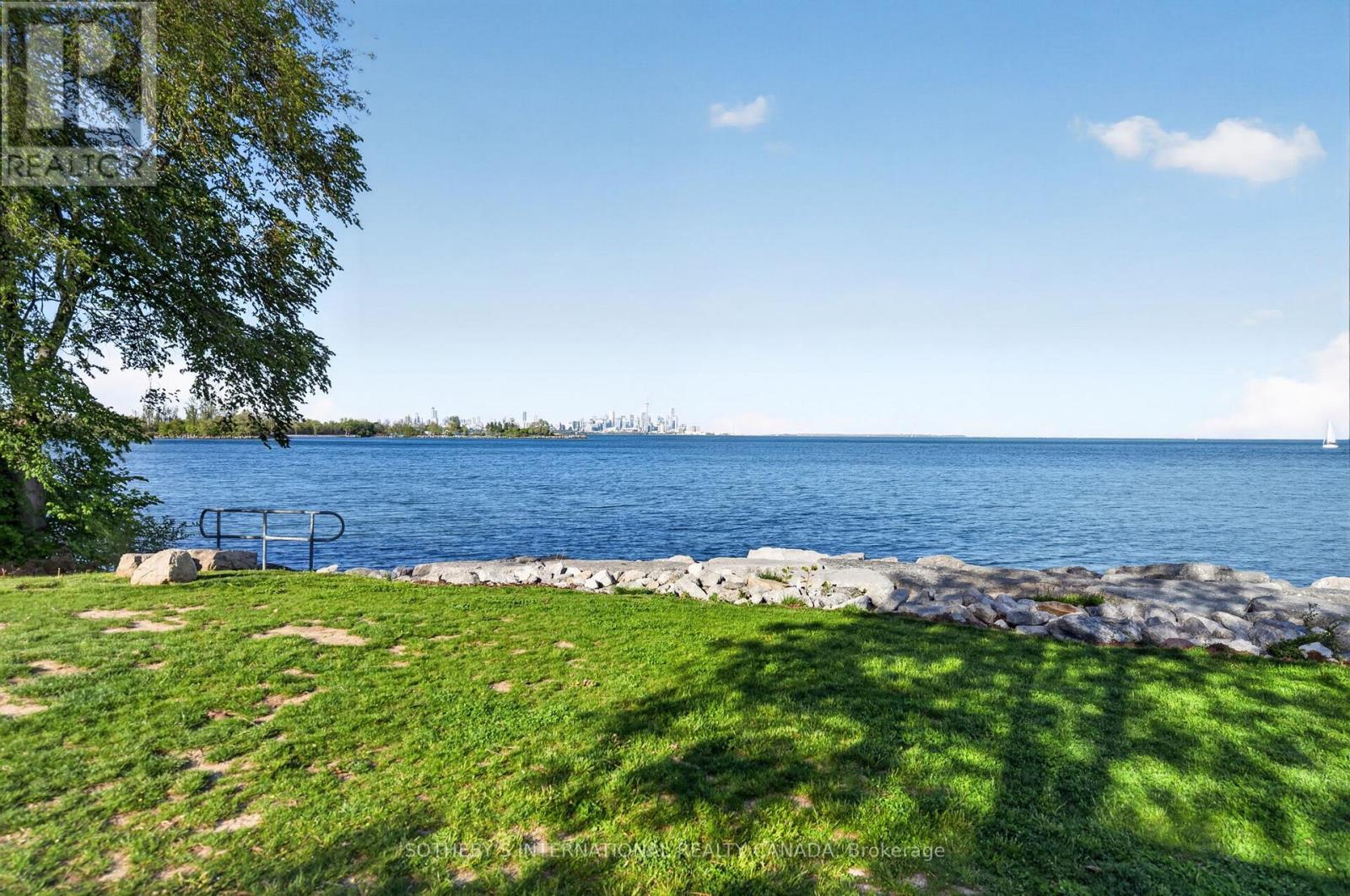 33 Miles Road, Toronto, Ontario  M8V 1V4 - Photo 46 - W13476898
