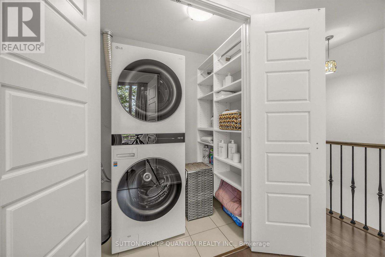 Th02 - 15 Viking Lane, Toronto, Ontario  M9B 0A4 - Photo 15 - W13520798