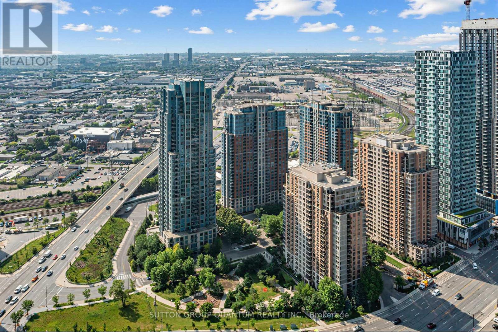 Th02 - 15 Viking Lane, Toronto, Ontario  M9B 0A4 - Photo 23 - W13520798