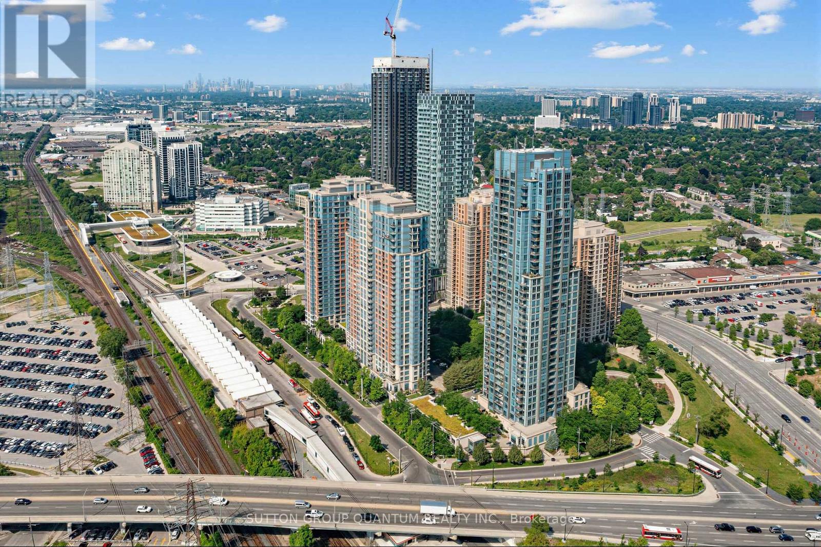 Th02 - 15 Viking Lane, Toronto, Ontario  M9B 0A4 - Photo 24 - W13520798