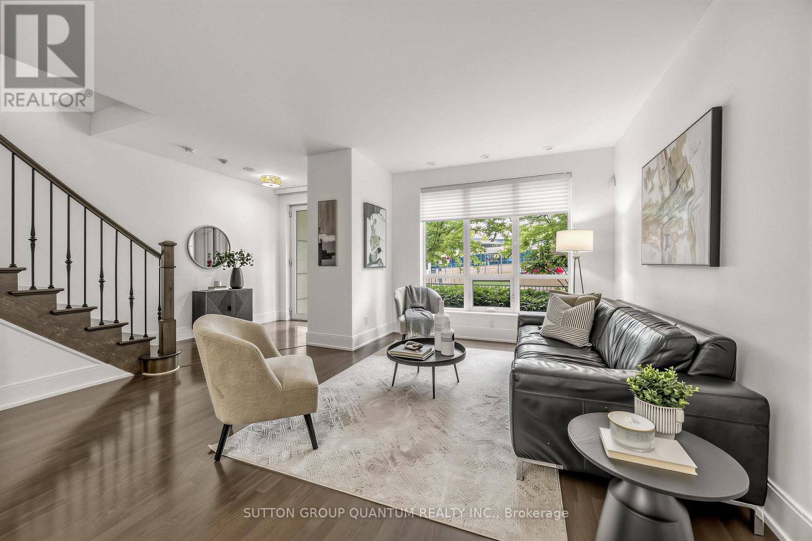 Th02 - 15 Viking Lane, Toronto, Ontario  M9B 0A4 - Photo 3 - W13520798