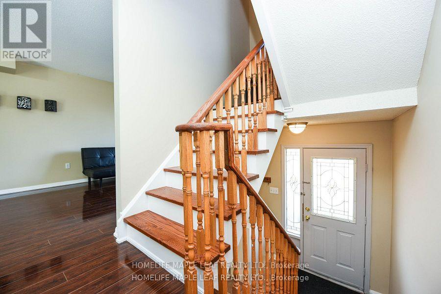 88 - 2 Clay Brick Court E, Brampton, Ontario  L6V 4M7 - Photo 3 - W13520892