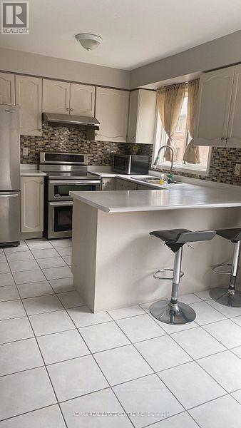 88 - 2 Clay Brick Court E, Brampton, Ontario  L6V 4M7 - Photo 7 - W13520892