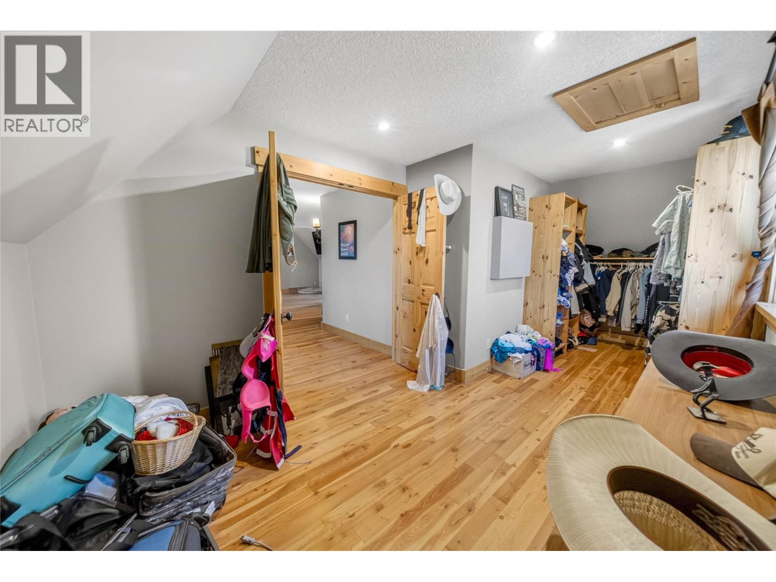 3294 Garry Road, Wycliffe, British Columbia V1C 7C6 - Photo 14 - 10393385