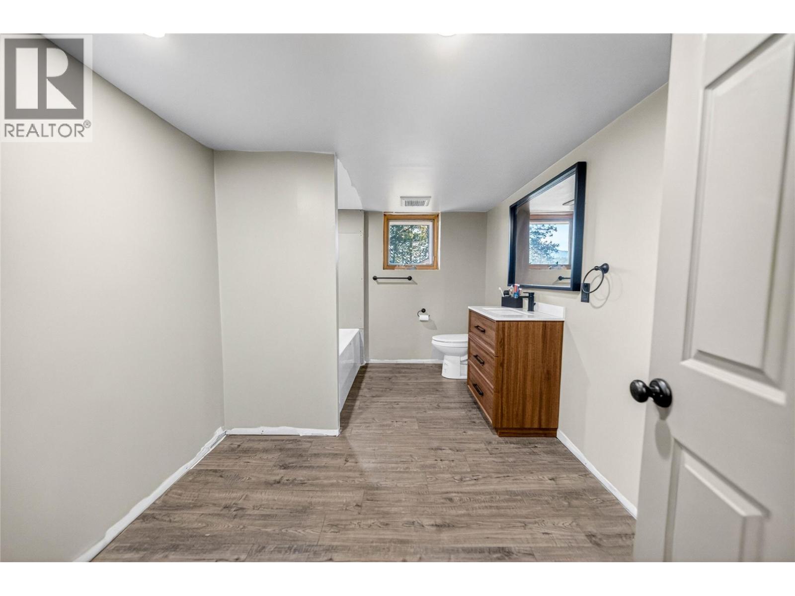 3294 Garry Road, Wycliffe, British Columbia V1C 7C6 - Photo 29 - 10393385