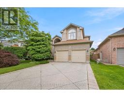 207 VALRIDGE DRIVE, Hamilton, Ontario