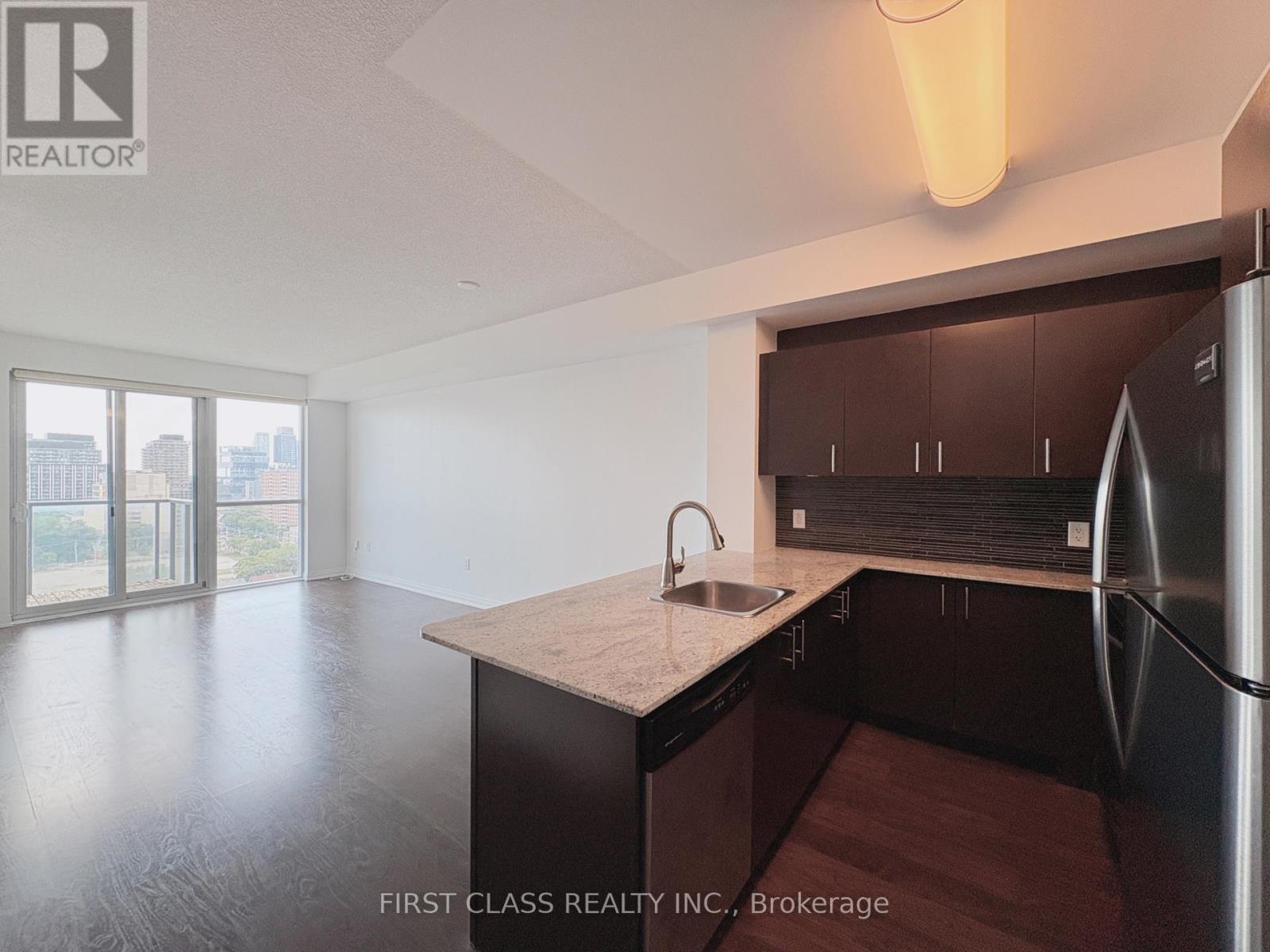 1307 - 25 Cole Street, Toronto, Ontario  M5A 4M3 - Photo 8 - C13139810
