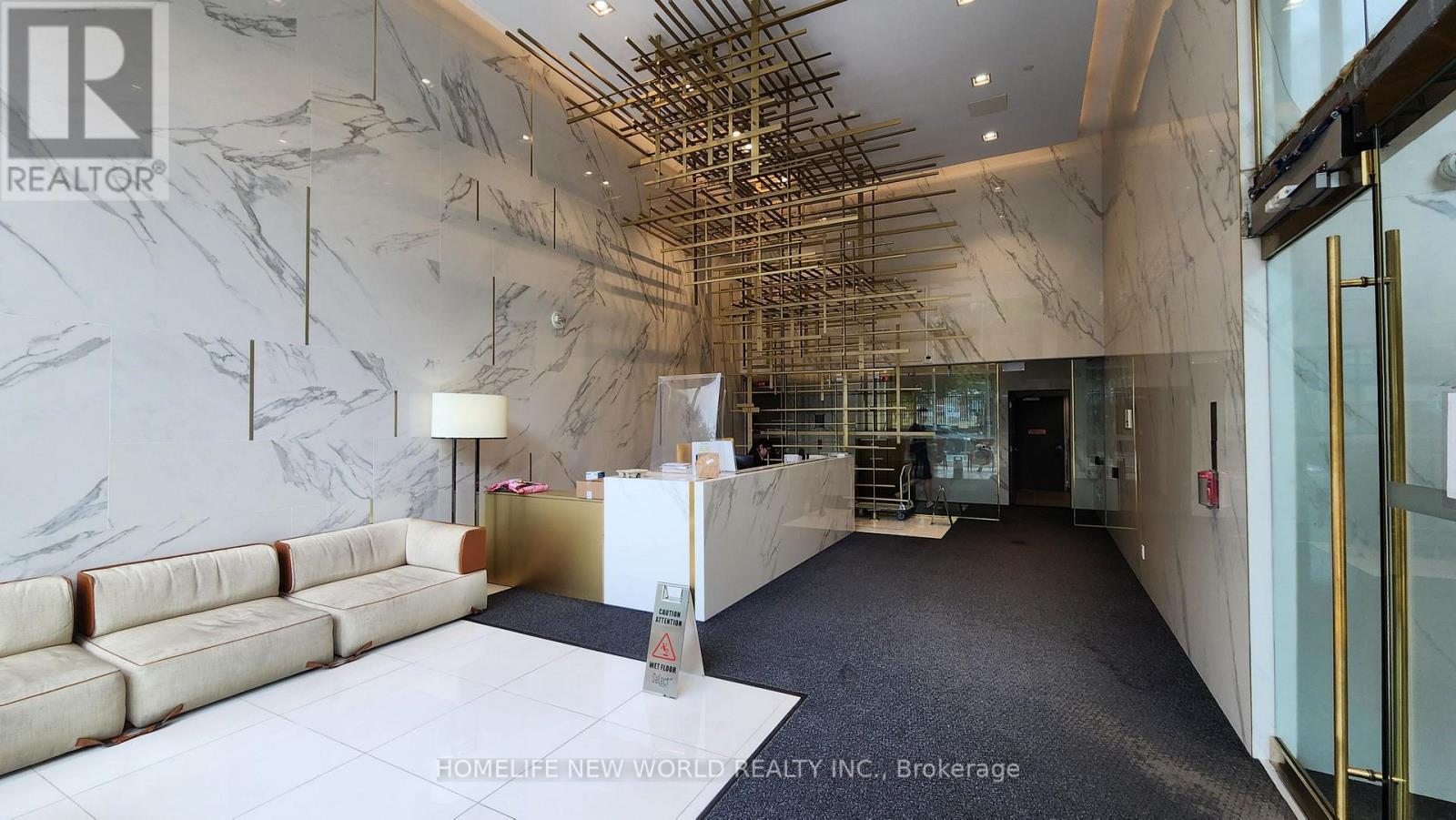 4217 - 85 Wood Street, Toronto, Ontario  M4Y 0E8 - Photo 4 - C13474186