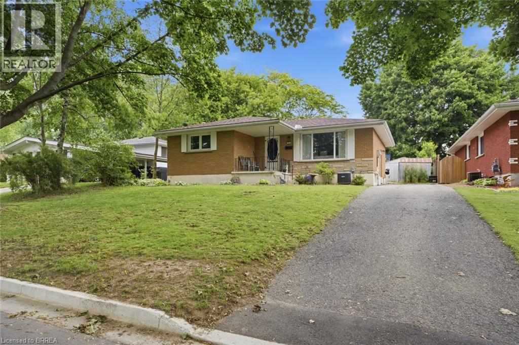 13 Mackay Avenue, Simcoe, Ontario  N3Y 1C9 - Photo 2 - 40824228