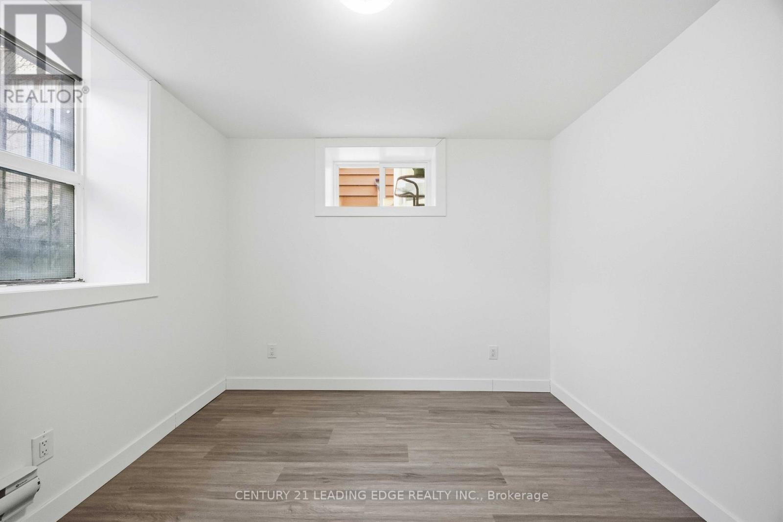 Lower - 1a Leonard Avenue, Toronto, Ontario M5T 2P8 - Photo 31 - C12854084
