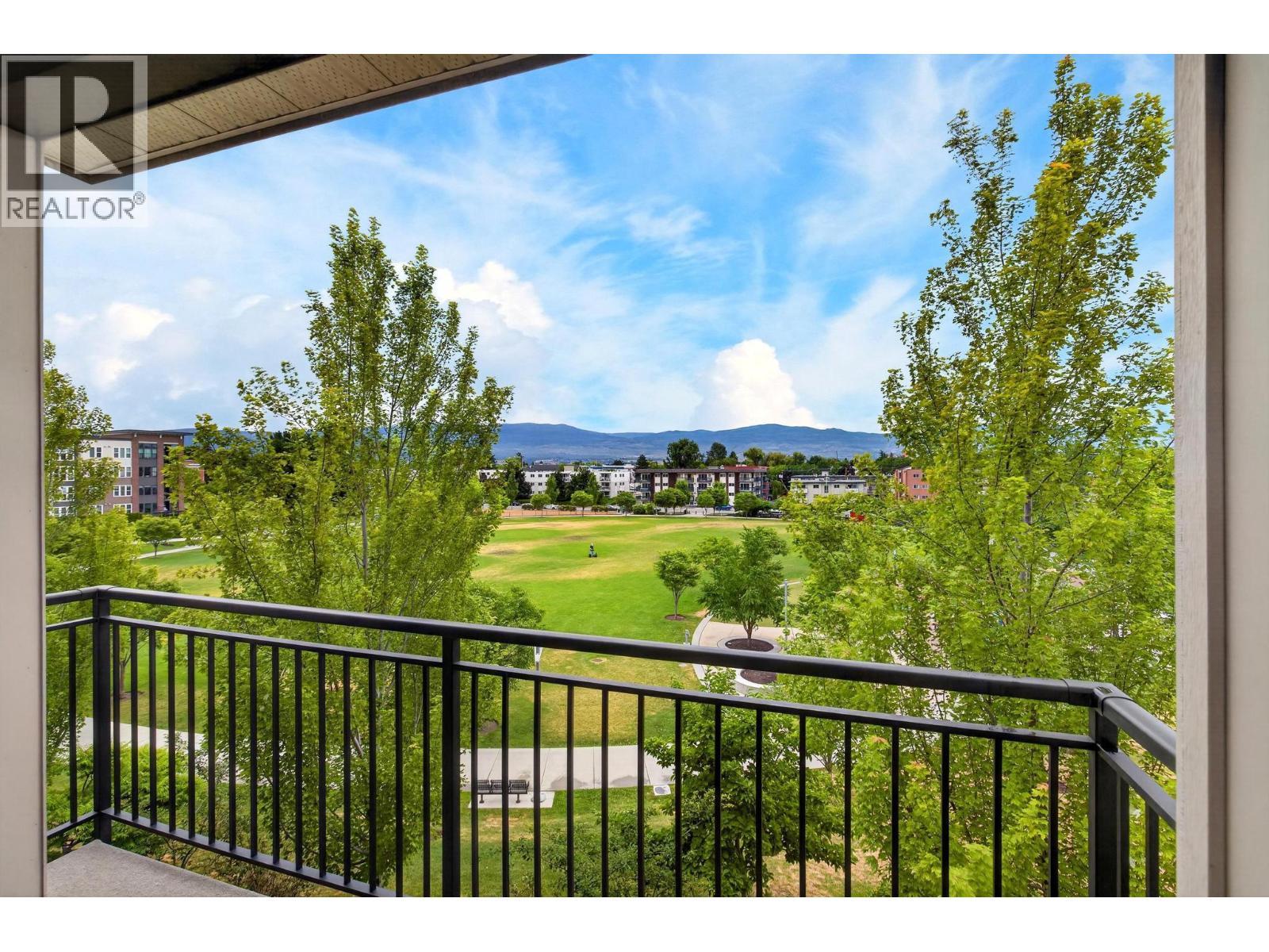 1775 Chapman Place Unit# 326