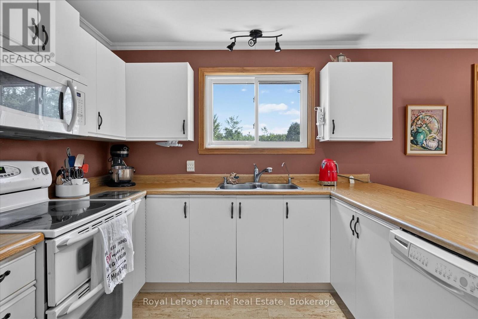35 Grandview Drive, Kawartha Lakes, Ontario  K0L 2W0 - Photo 7 - X13521114
