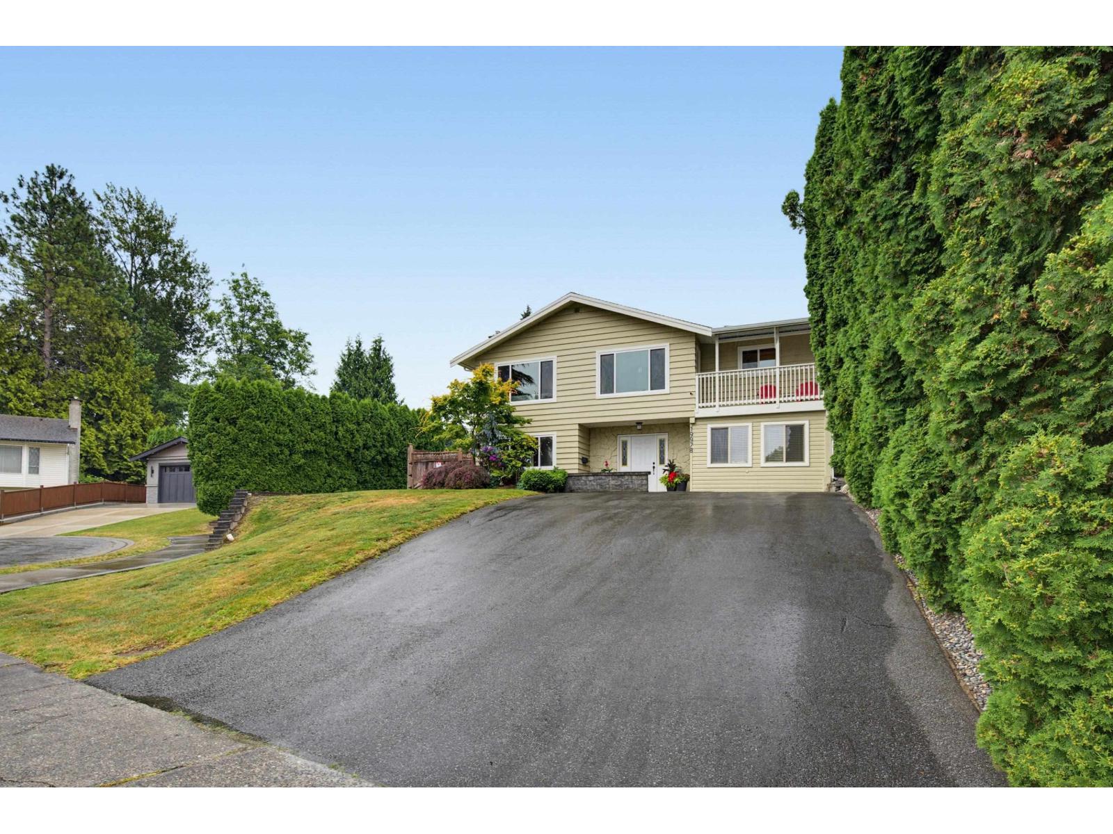 19978 50a Avenue, Langley, British Columbia  V3A 6S1 - Photo 3 - R3140186