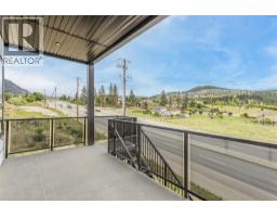 1152 Hume Avenue, Kelowna, British Columbia  V1P 0A9 - Photo 8 - 10393301